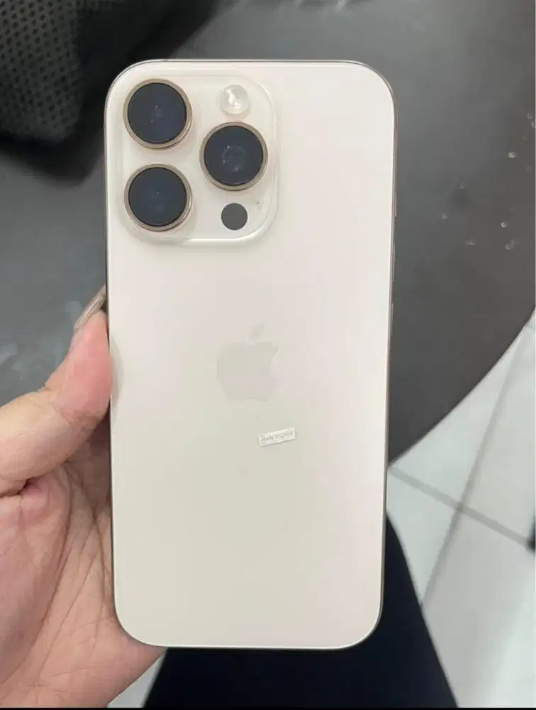 Iphone 16 Pro Dessert Titanium