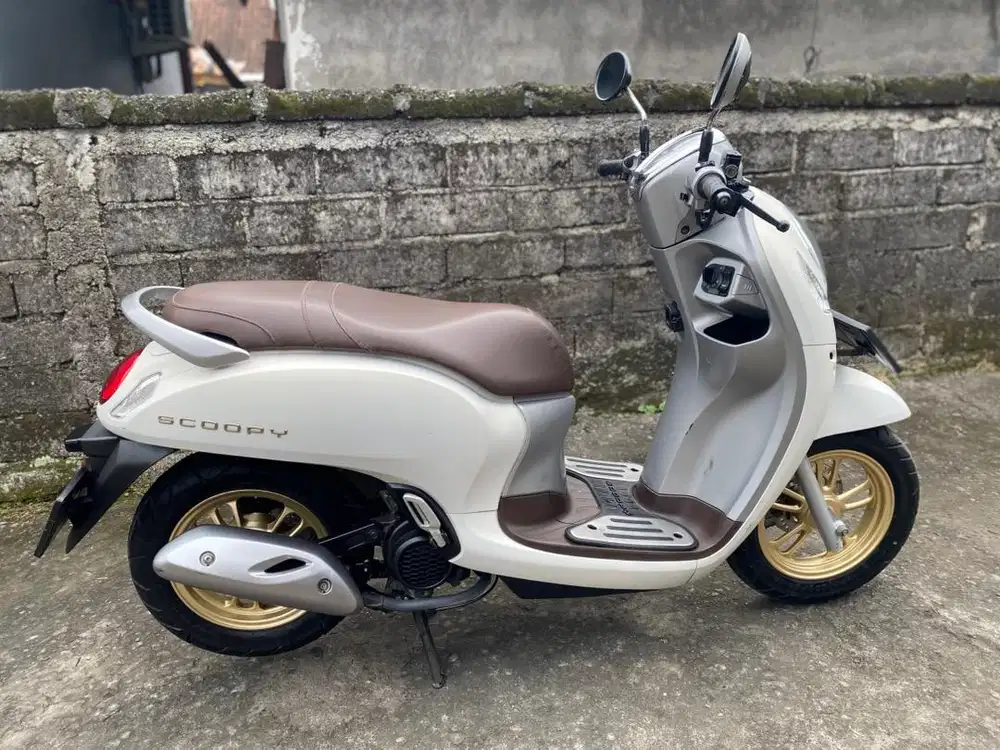 Honda scoopy prestige tahun 2021 perfect kondisi