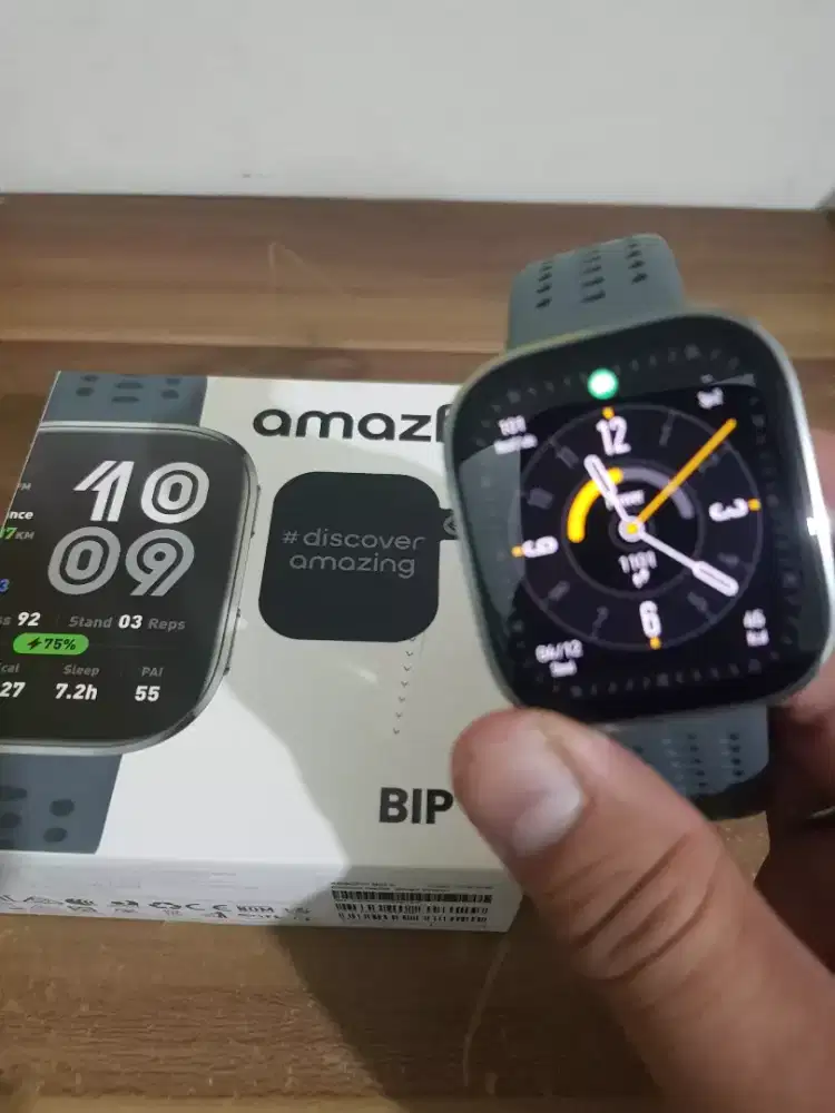Smartwatch Amazfit Bip 6