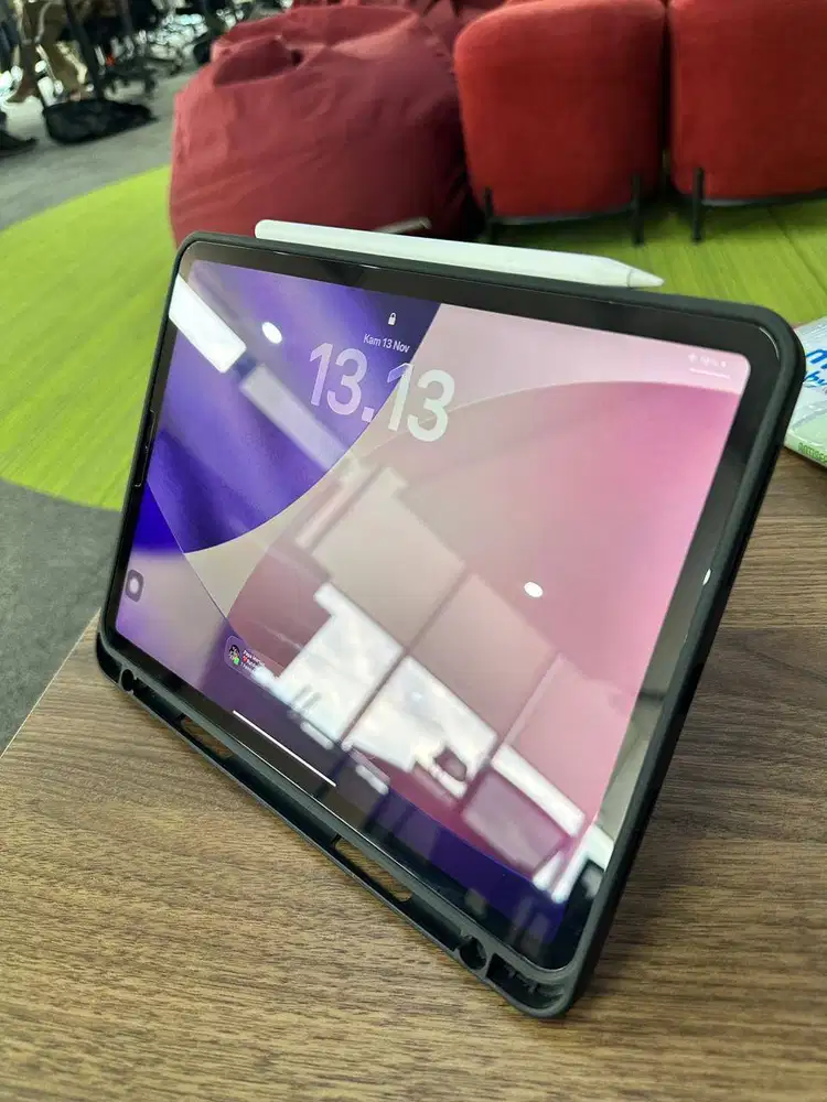 IPAD Pro 2022 M2 11 Inch 256 GB Wifi Only - Second Inter (MULUS)