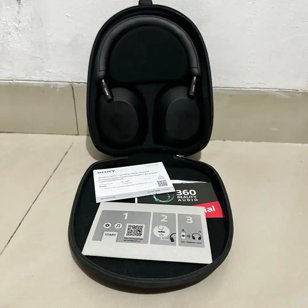 SONY WH-1000XM5 NC Headphones Second Good Condition