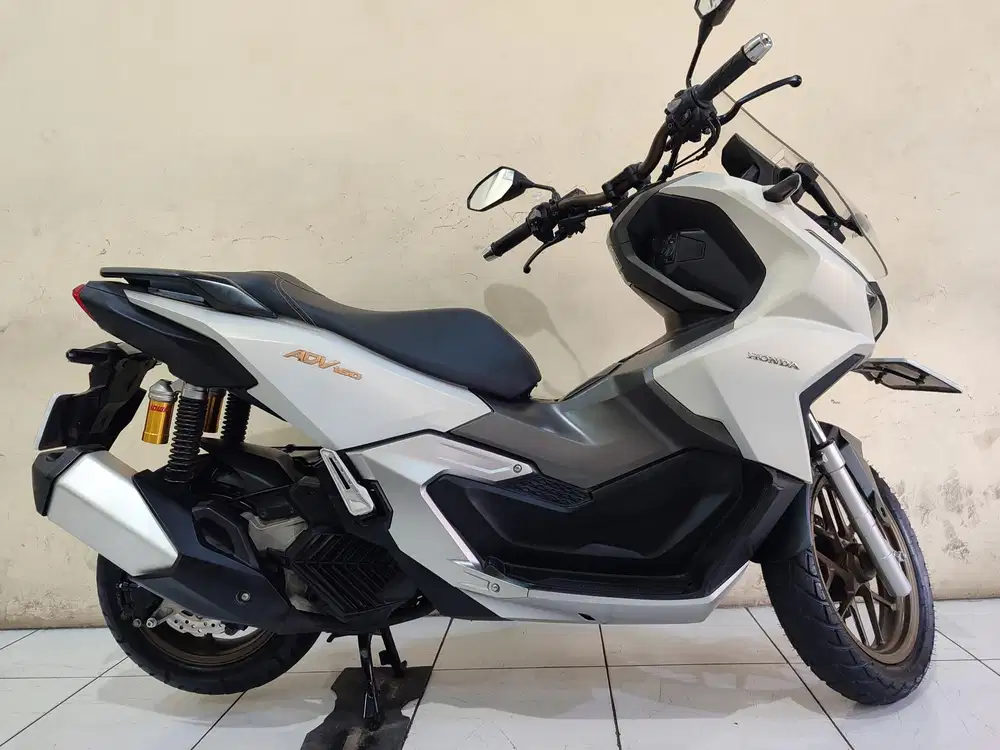 ADV 160 ABS 2023 istimewa mulus terawat siap pakai...