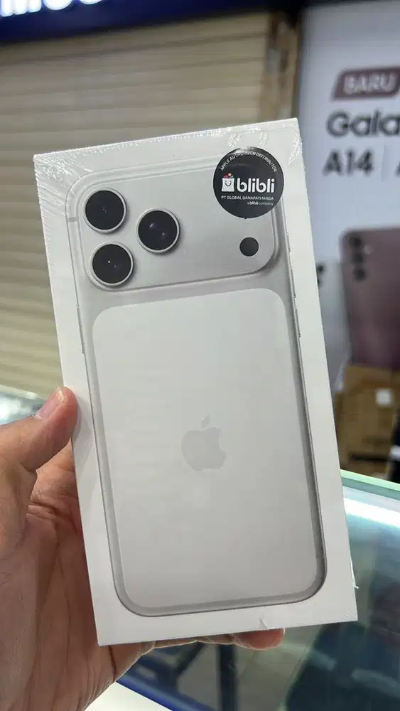 Iphone 17 Promax 256 SILVER GARANSI RESMI