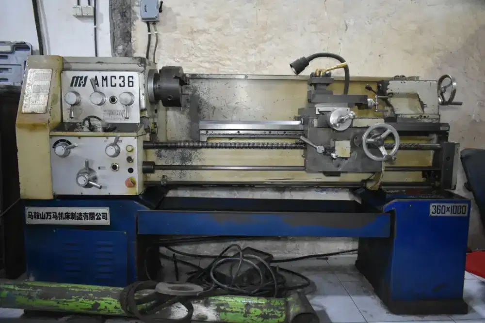 Mesin Bubut AMC36
