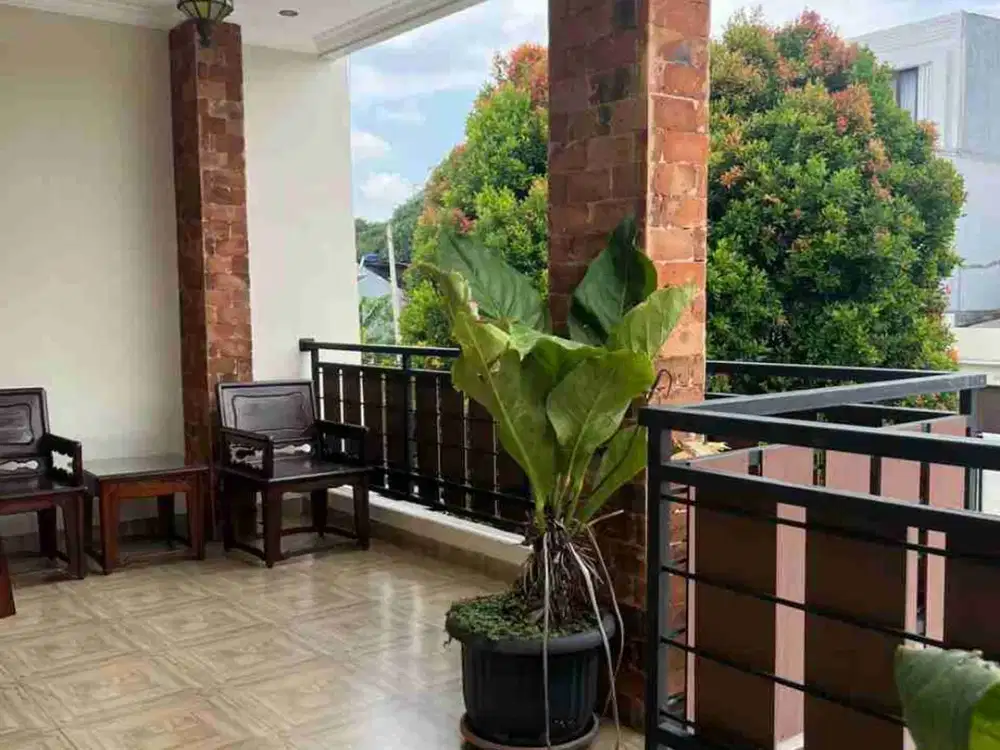 Dijual Rumah Semi Furnsihed Cluster Nusaloka BSD Tangerang