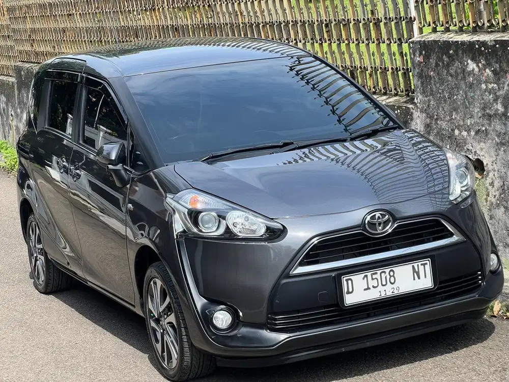 Toyota Sienta 2018 Bensin