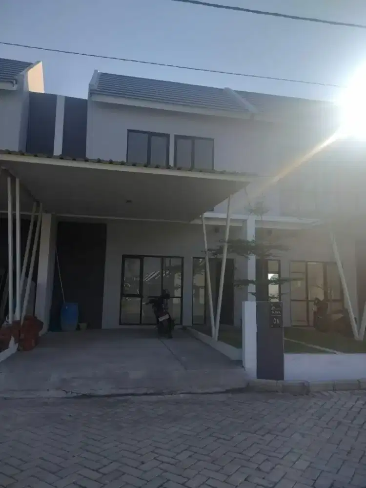 Disewakan rumah baru belum pernah dihuni Sukodono perbatasan gedangan