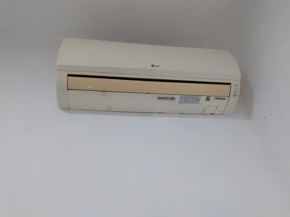 AC LG 3/4 PK original set lengkap.