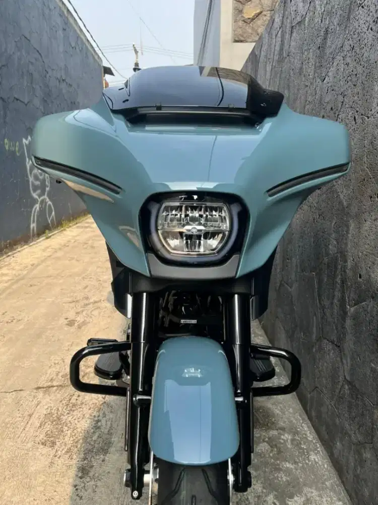 Streer Glide Sharkskin Blue 2024