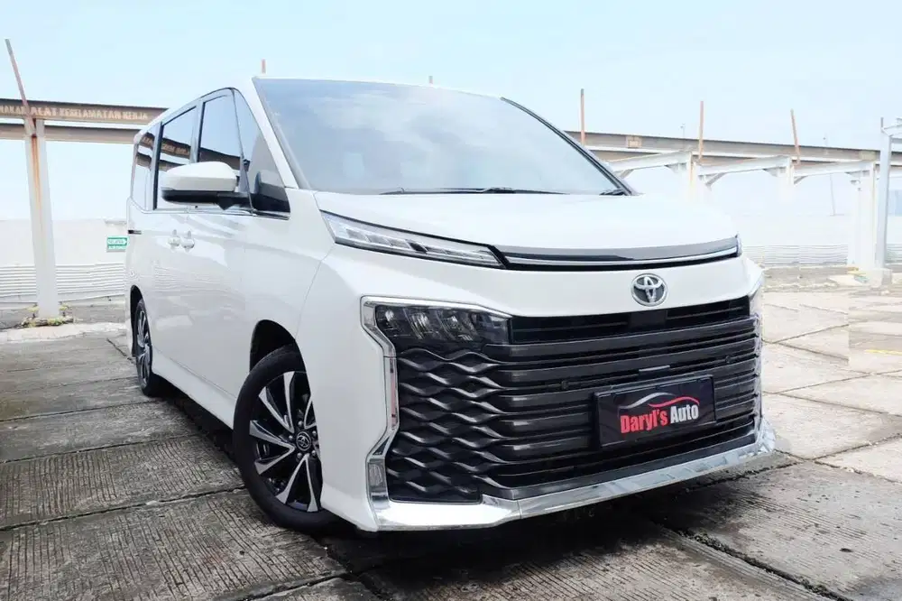 DP 15 Juta Toyota Voxy TSS 2.0 2022 Facelift
