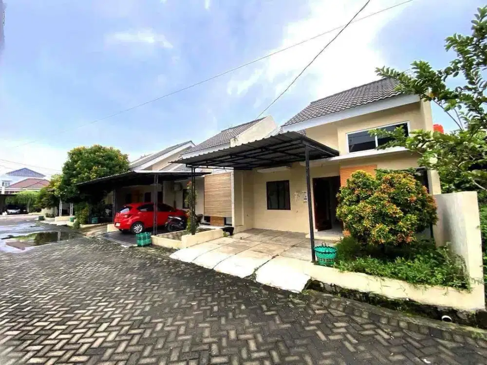Rumah Cluster di Perumahan Elite