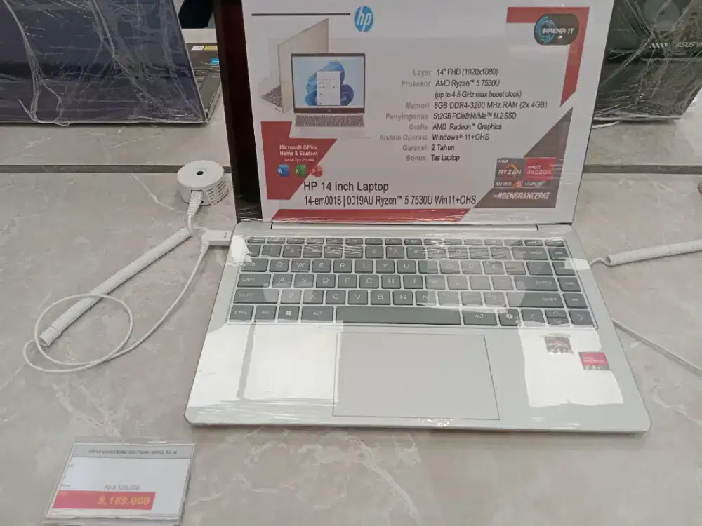 kredit laptop HP 14-em0530AU syrt cuma ktp di home credit