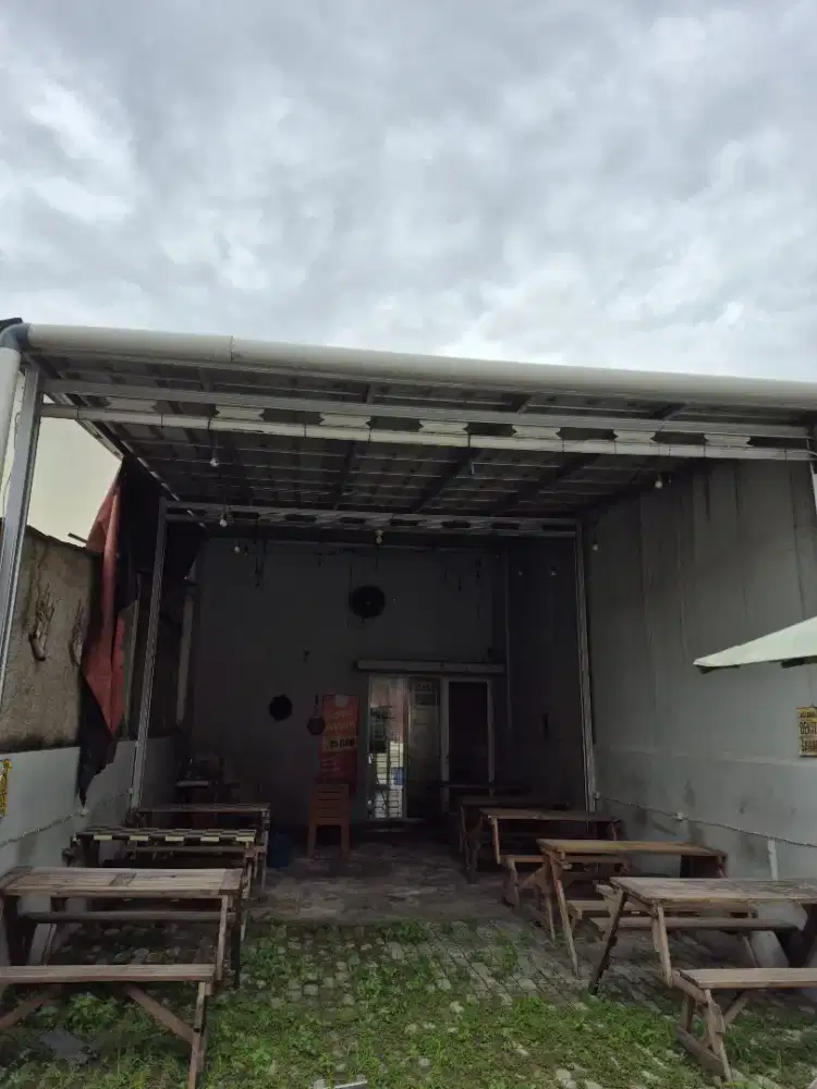 8 Meja kayu kafe  + kanopi