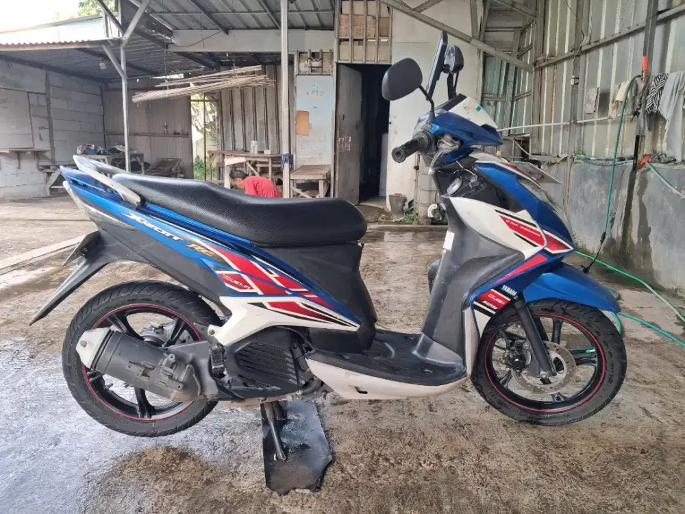 Yamaha XEON RC 125 cc