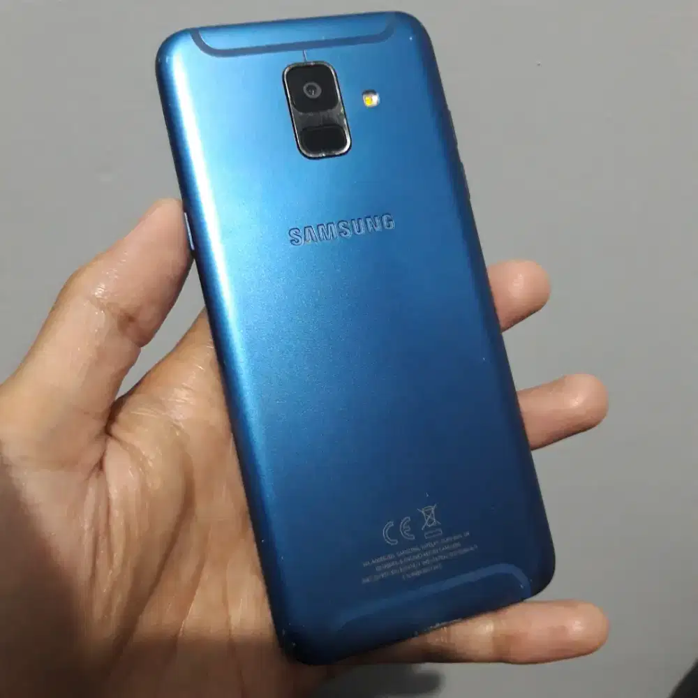 Samsung A6 3/32gb SEIN