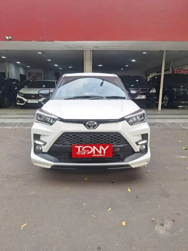 Toyota Raize 1.0 GR AT 2023 Putih