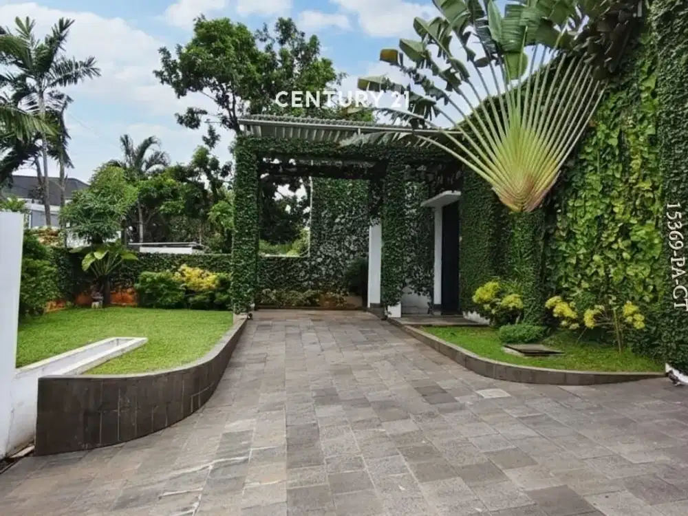 Dijual Rumah Mewah Konsep Open Space Di Cipete