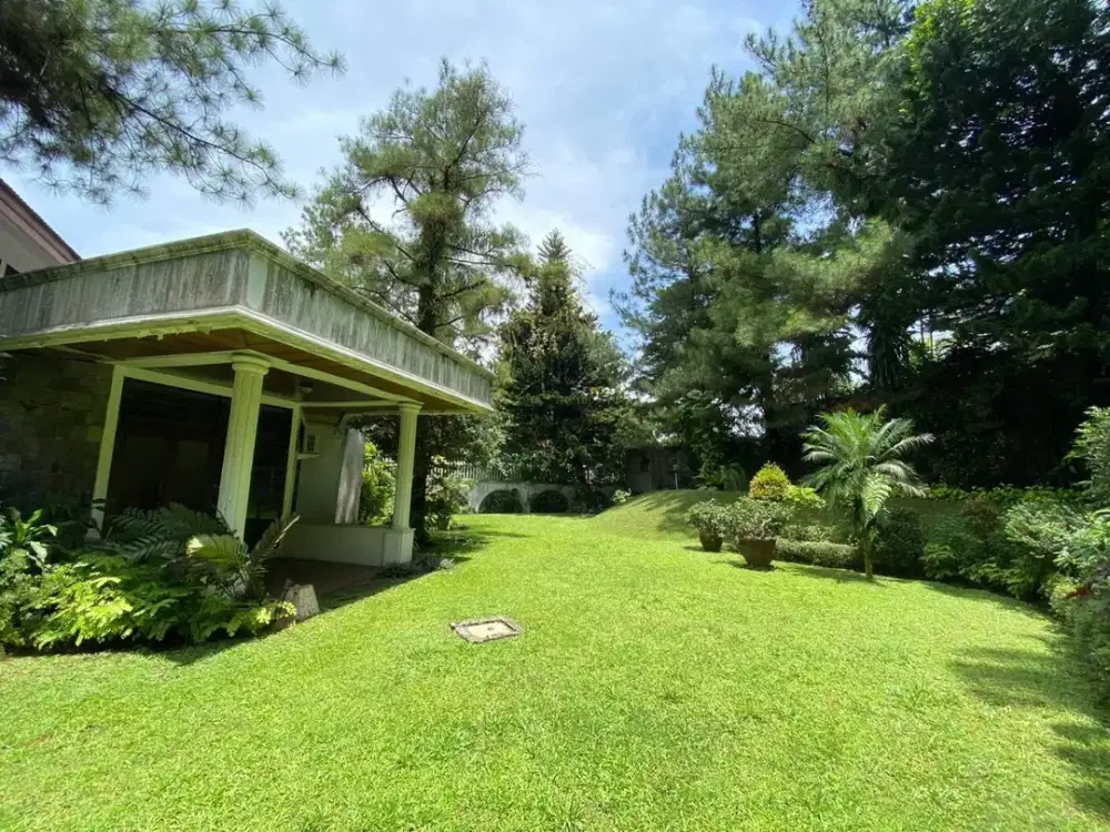 DIJUAL RUMAH MEWAH 2 LT JL. PAJAJARAN RAYA BOGOR