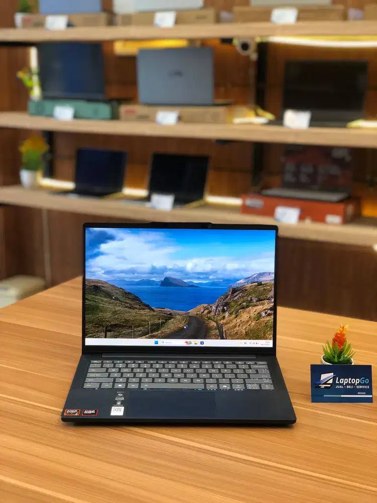 LAPTOP DELL CORE I7 RAM 8/512GB INTEL UHD GRAPHIC 620 BEKAS SECOND