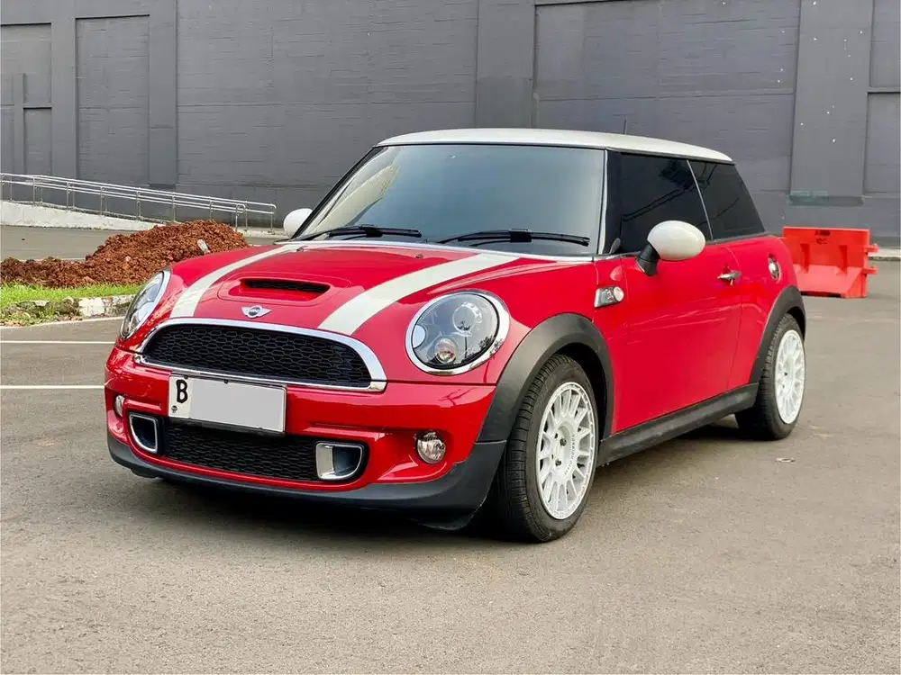 MINI COOPER S TURBO 3 pintu AT MERAH 2013