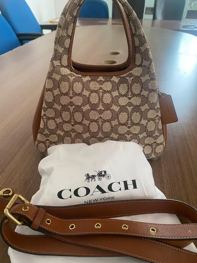 preloved Lana Soulder bag 23