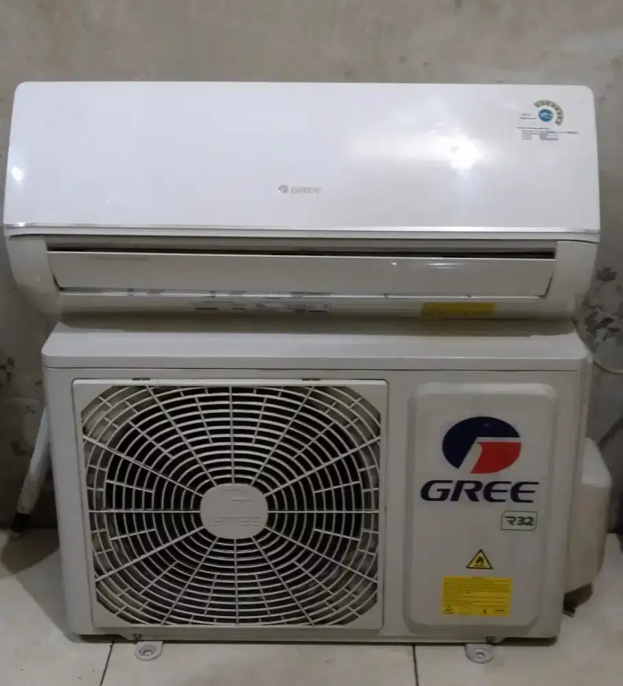 Di jual AC GREE setengah pk & kelengkapan