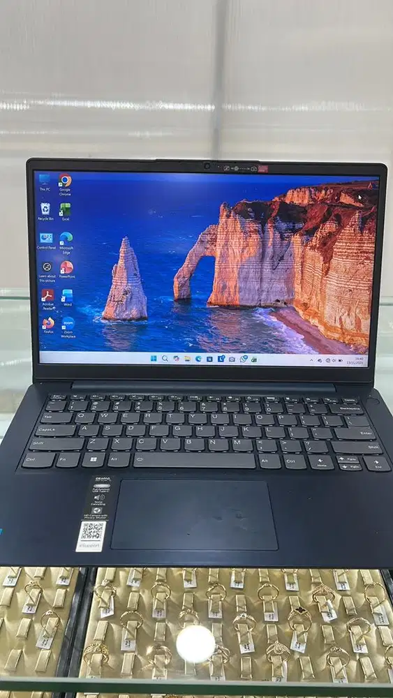 Laptop lenovo intel core i3