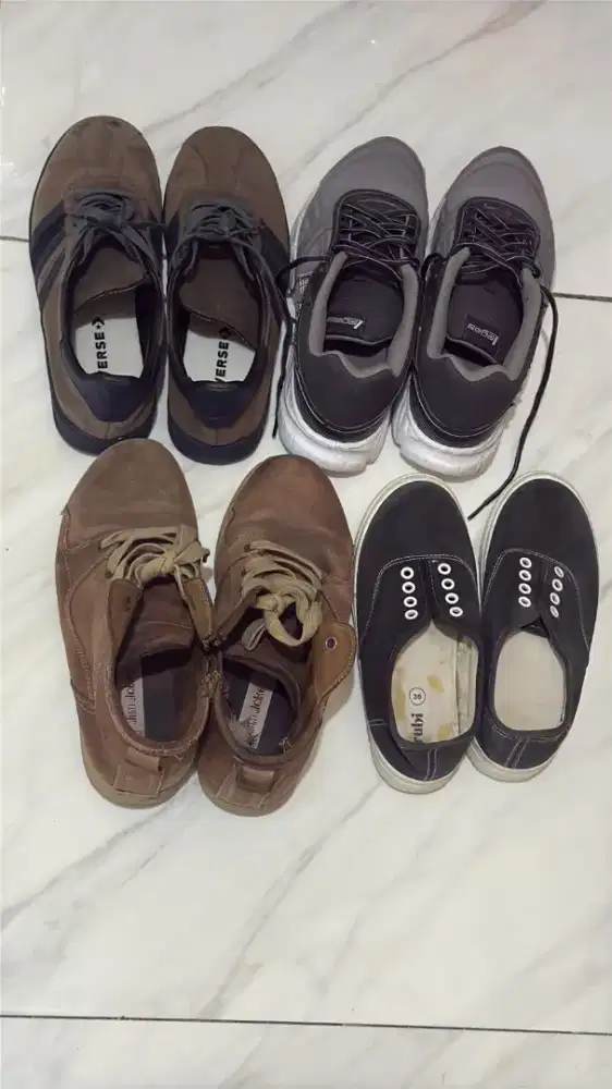 SEPATU JIM JOKER (43), CONVERS(43), LEAGUE (43), & RUBI (36)