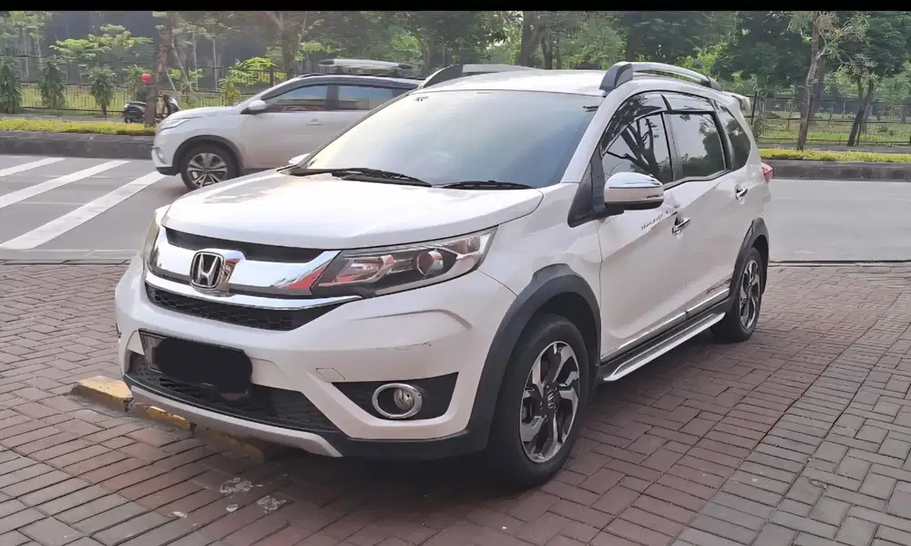 Honda BR-V 2017 Bensin