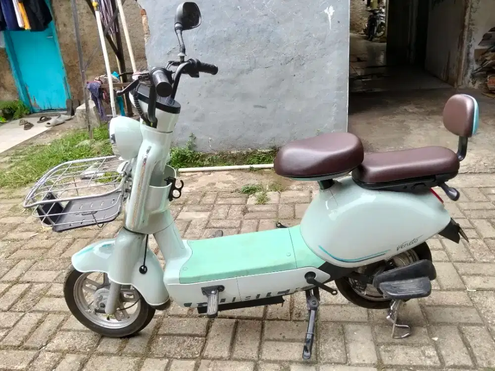 Sepeda Listrik bekas merk RUBICK