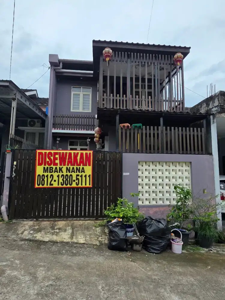 DISEWAKAN RUMAH FULL FURNISE