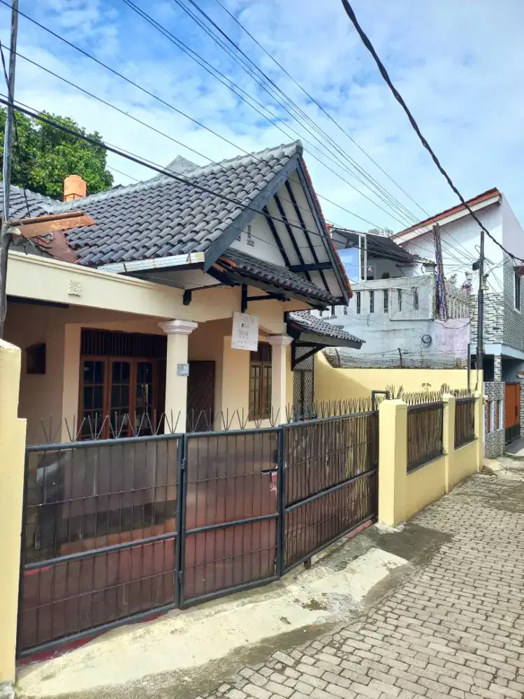 Dijual rumah 1 lantai sederhana dan Asri