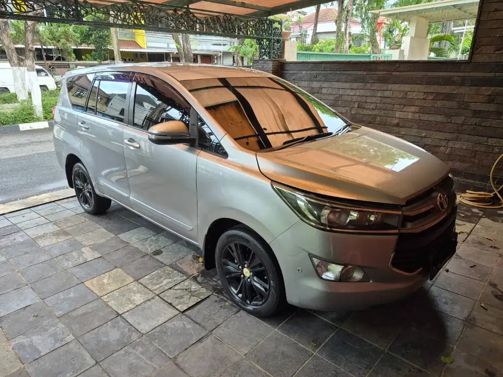 TOYOTA KIJANG INNOVA REBORN 2.4 V DIESEL A/T 2016