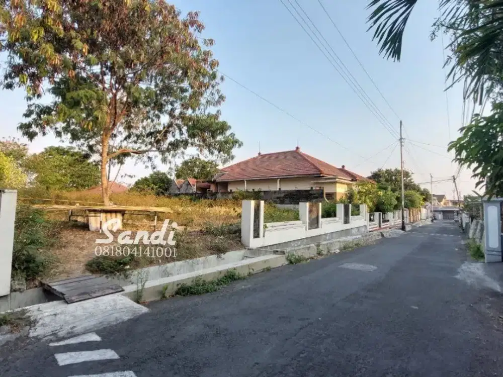 Tanah Tepi Jalan Aspal Daerah Banteng dekat Jl. Damai Jakal km 8