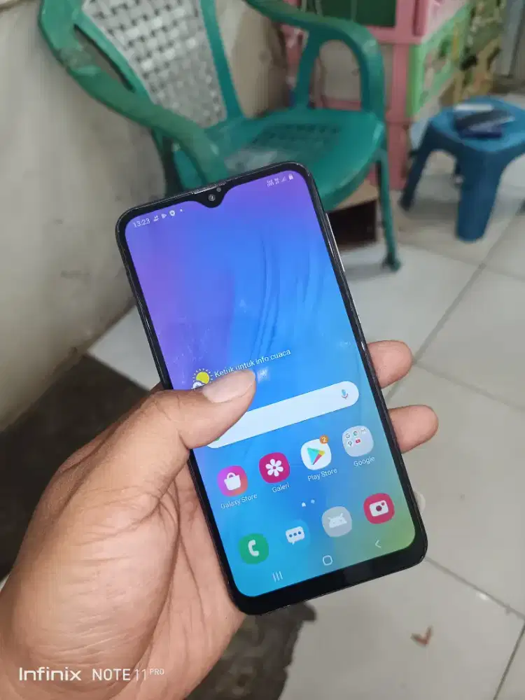 Samsung m10 ram 2/16gb hp aja batangan