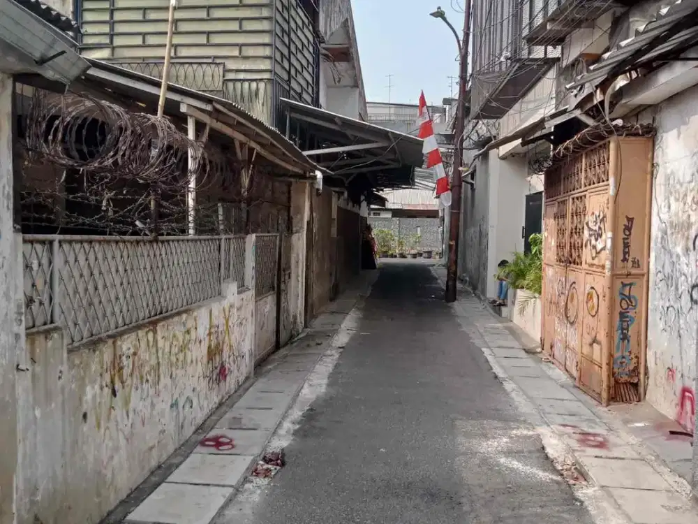 Dijual Rumah tua hitung tanah di Petojo Utara