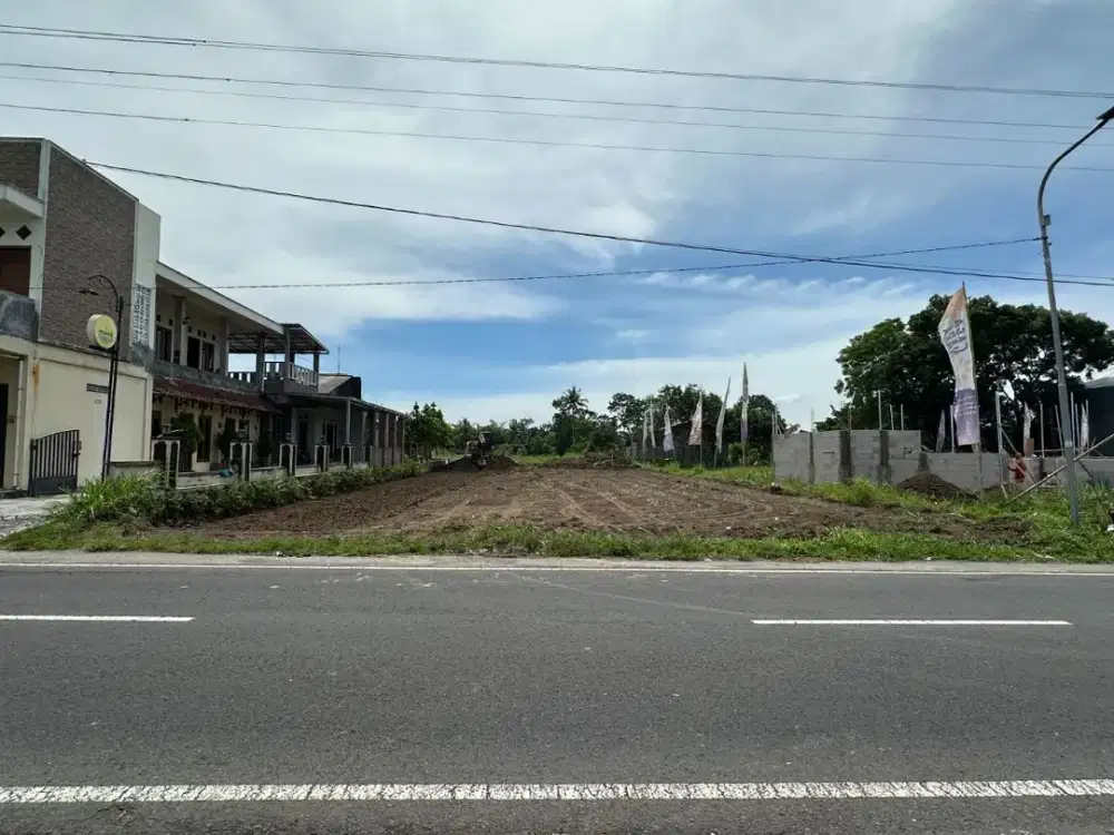 Tanah Pingir Jalan Raya Pandowoharjo Jogja, Area Pemda Sleman