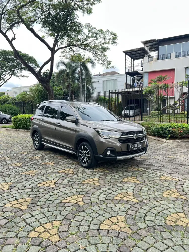 Suzuki XL7 BETA 2020/2021 Like New Terbaru Good kondis Bagus Murah Abu