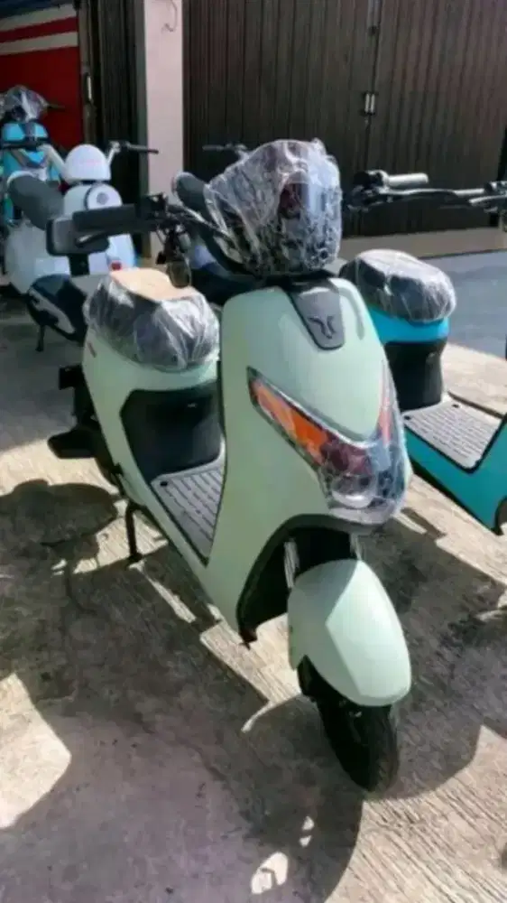 Sepeda listrik selis