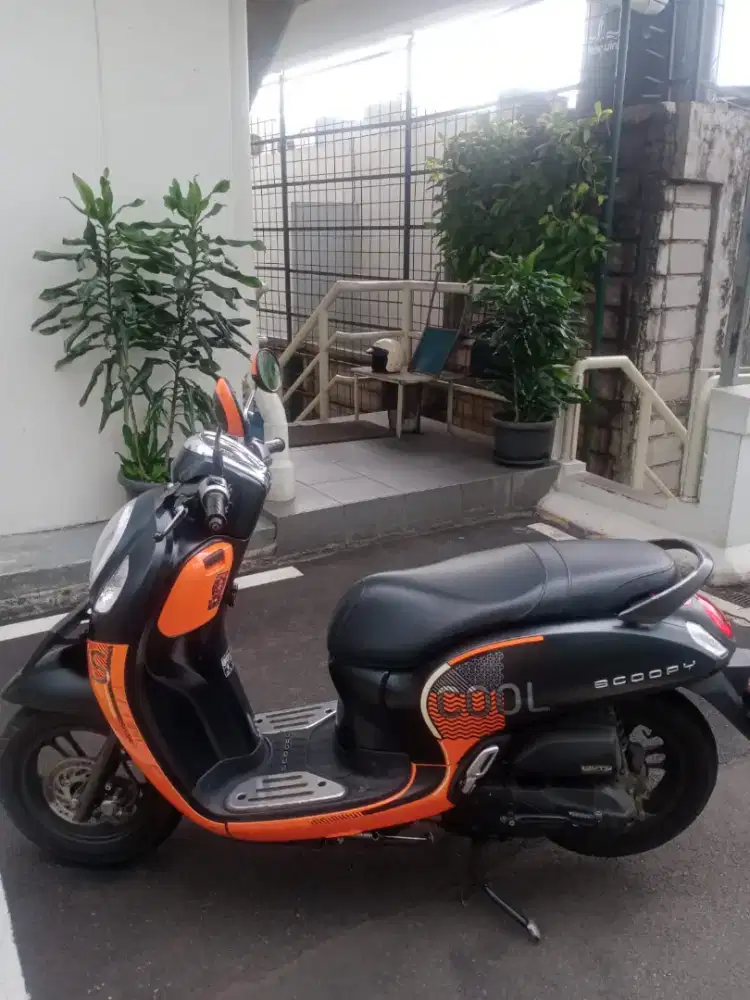 DIJUAL MOTOR SCOOPY TH 2022