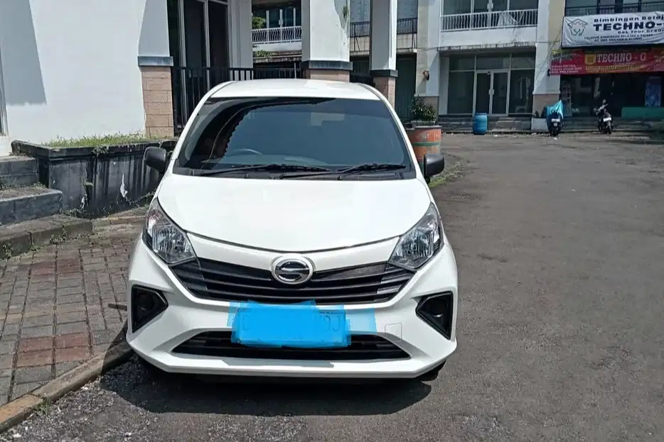 Tdp 3 Jutaan New Sigra D MT Kondisi Prima