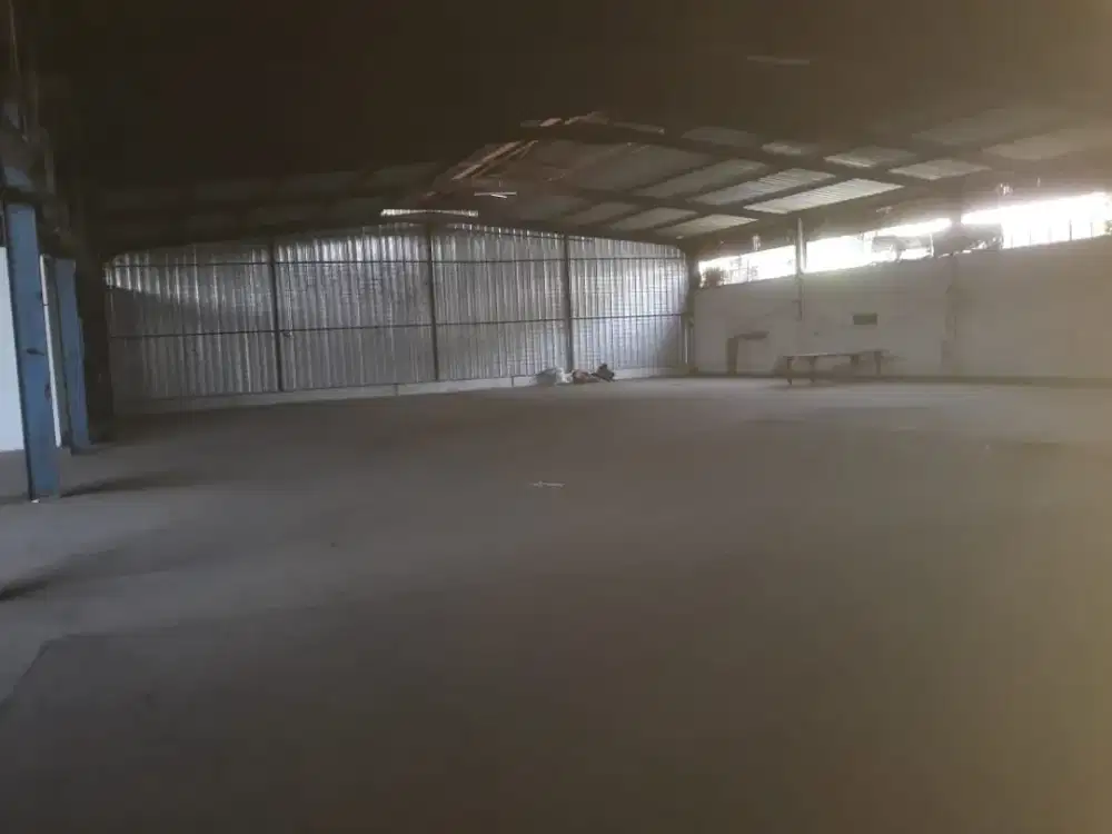 DISEWAKAN GUDANG BERSAMA DI MOH TOHA KEC DAYEUHKOLOT BANDUNG LC