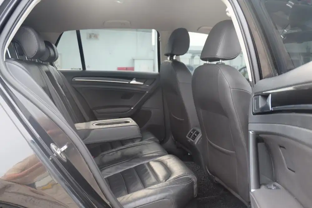 DP 60 Juta Volkswagen GOLF MK7 1.4 TSI 2014