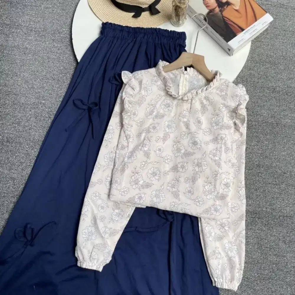 Dijual one set kemeja dan celana atau rok