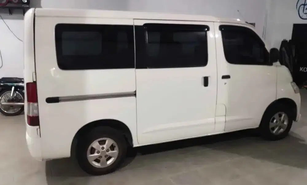 Tdp 15Jutaan Grandmax Minibus Silver Metalic