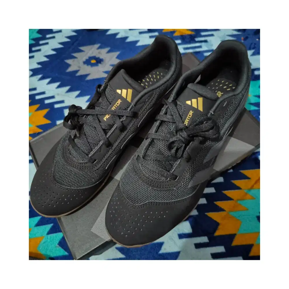 SEPATU ADIDAS PREDATOR CLUB INDOOR SALA ORIGINAL BNIB