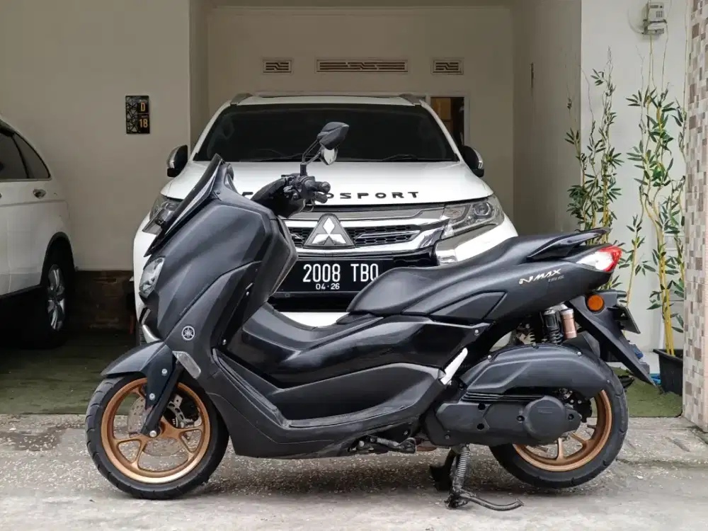 Nmax tahun 2021 low km 29rb/tt boleh gan cash lebih bagus