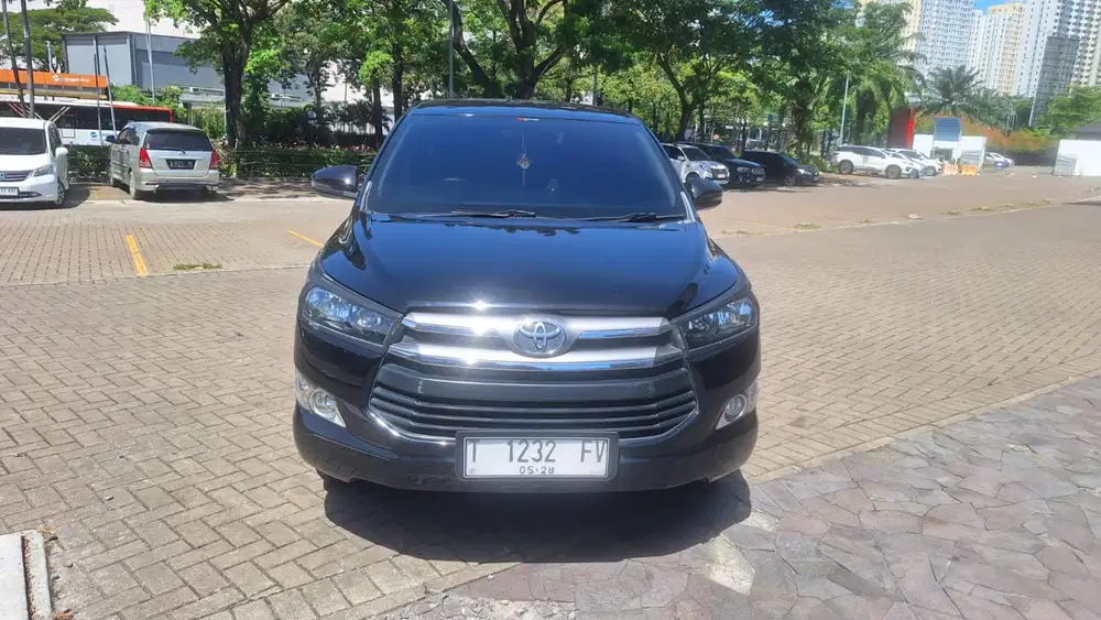 Toyota Inova G Diesel AT 2018 Hitam