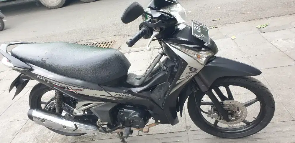 Supra X 125 th 2012 mulus Orisinil Full pjk baru