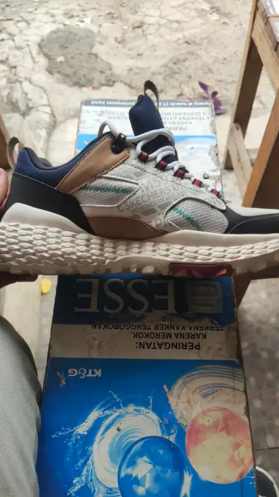 Sepatu Skechers